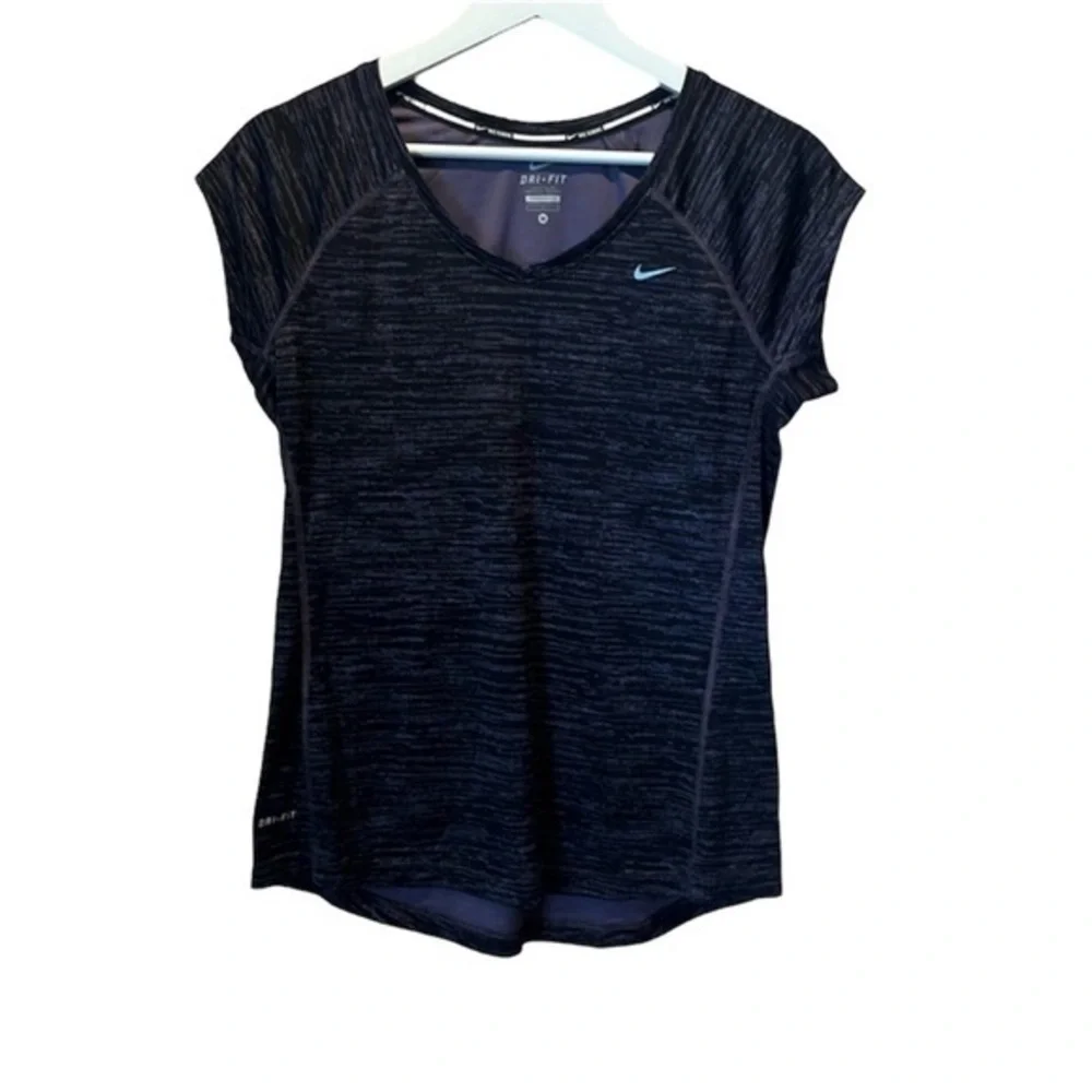 Nike Running Women’s Miler Running Athletics T Shirt Size Medium